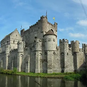  Bed & Breakfast Burgstraat 17 In Exclusive Patrician House In Medieval