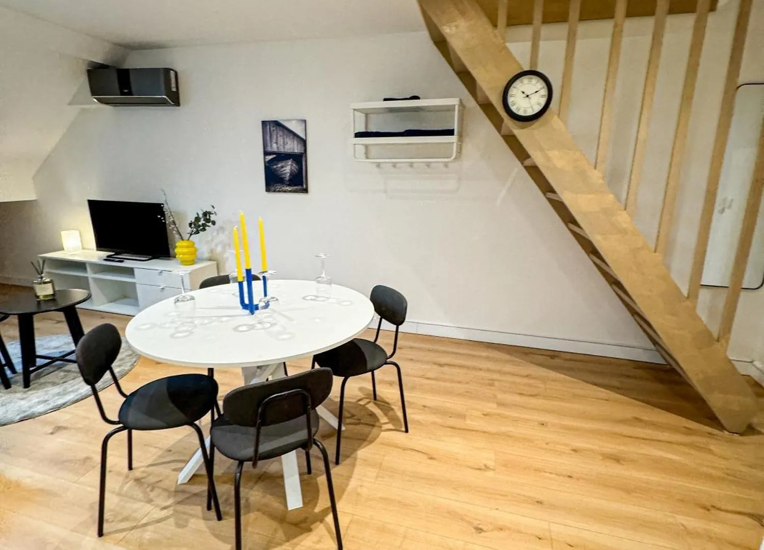 Apartment Friendly 1Br & 1Lr Apt, 15 Min Walk To City Center Ghent