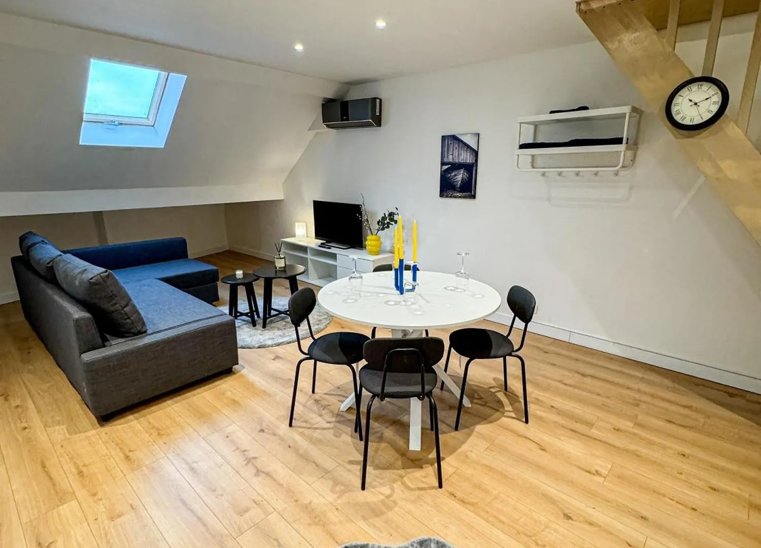 Friendly 1Br & 1Lr Apt, 15 Min Walk To City Center Ghent Apartment