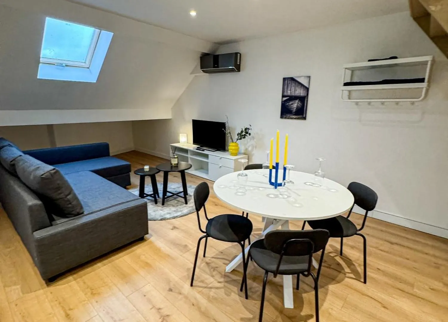 Friendly 1Br & 1Lr Apt, 15 Min Walk To City Center Ghent Apartment