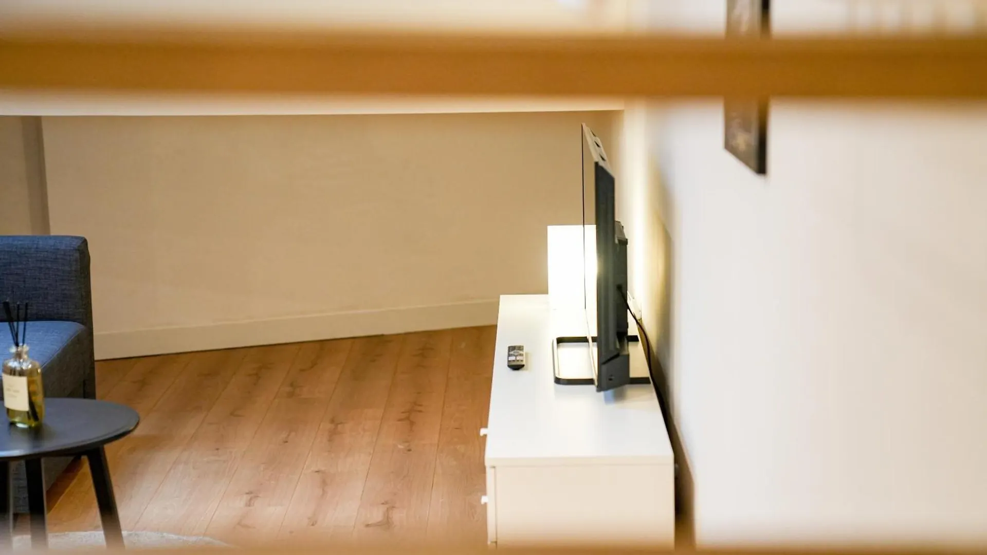Friendly 1Br & 1Lr Apt, 15 Min Walk To City Center Ghent Apartment