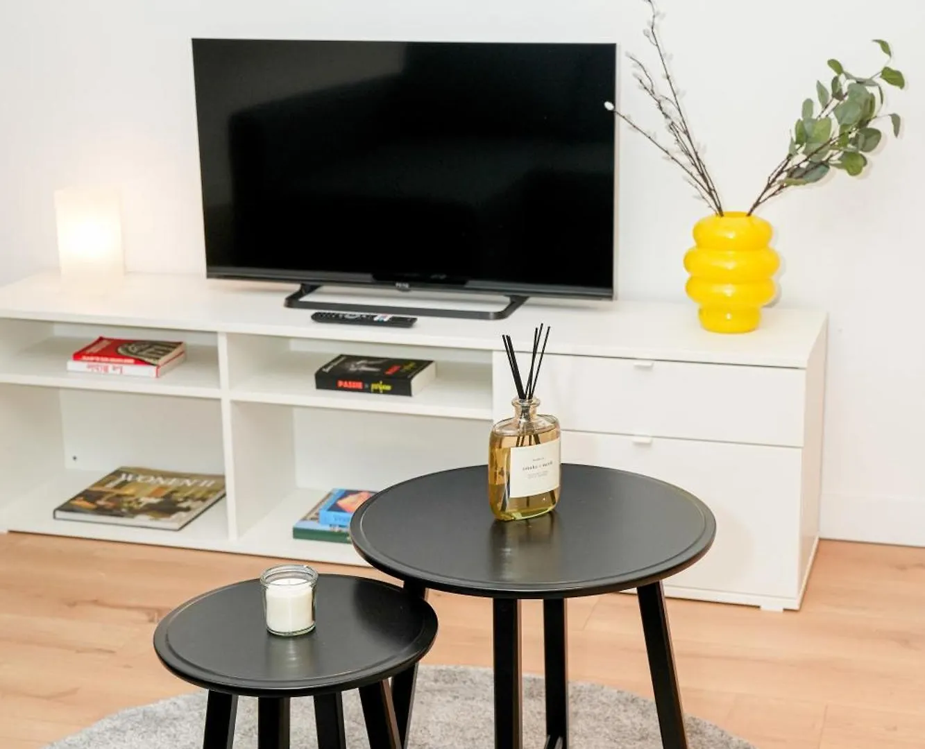 Apartment Friendly 1Br & 1Lr Apt, 15 Min Walk To City Center Ghent Belgium