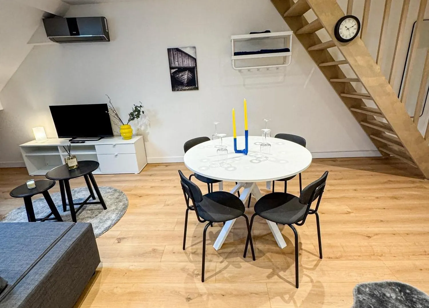 Friendly 1Br & 1Lr Apt, 15 Min Walk To City Center Ghent 0*,  Belgium